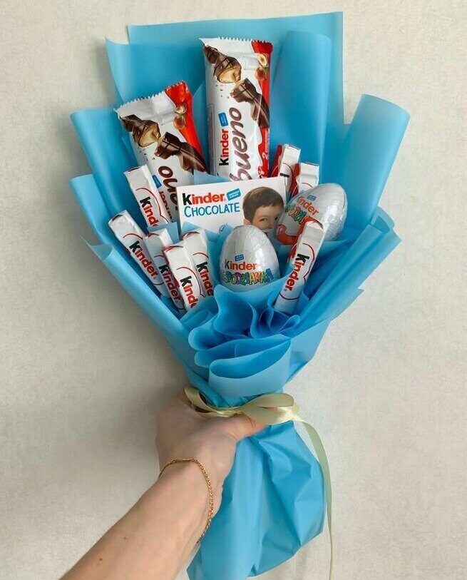 Шоколадные букеты из конфет купить в Москве - шоколадный букет из конфет с бесплатной доставкой